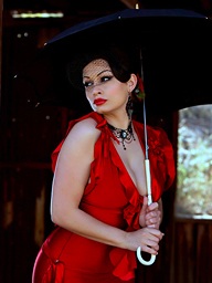 CLEMENTINE with Aria Giovanni - Holly Randall